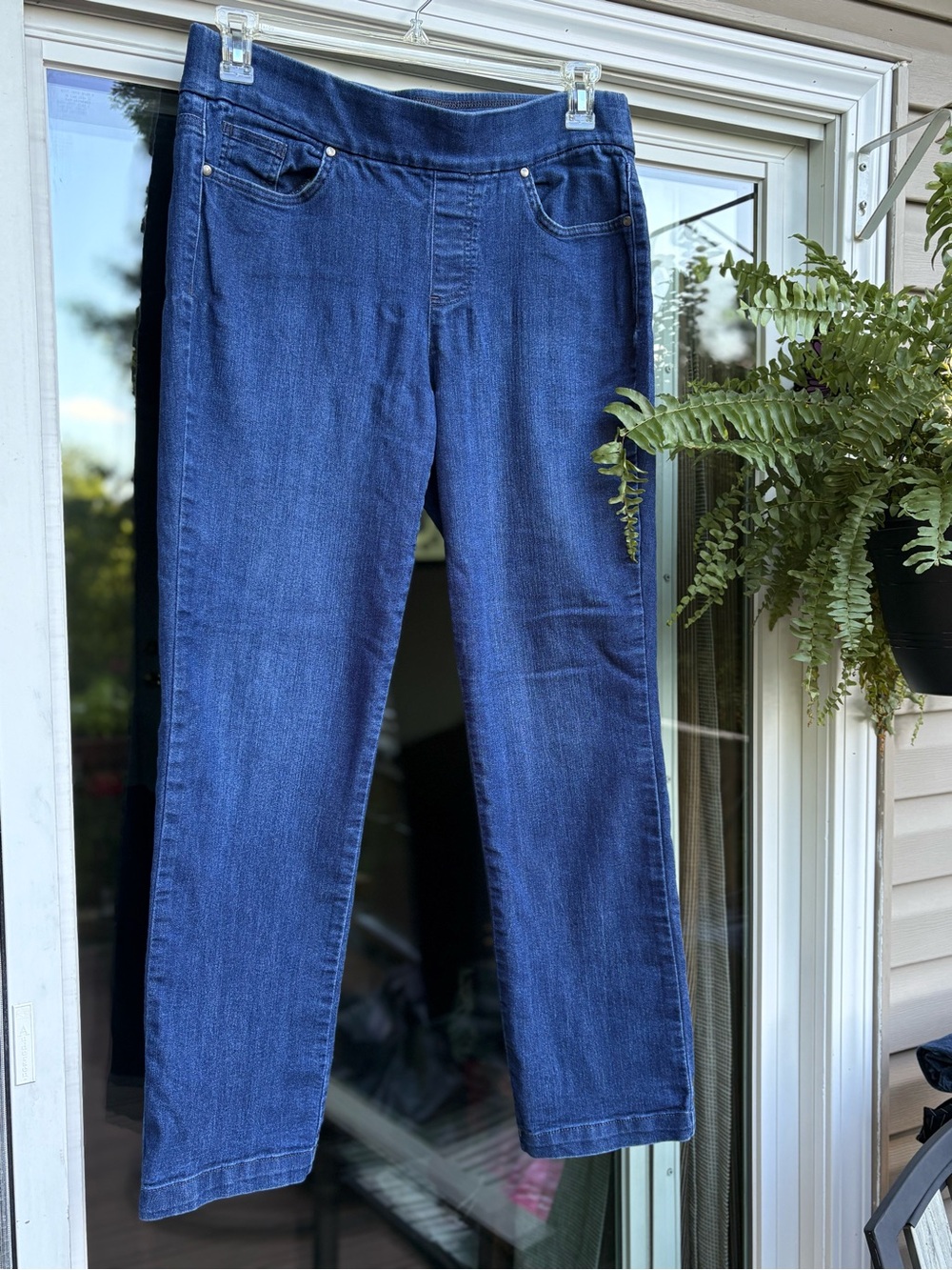 Gloria Vanderbilt Size 12 Women's Straight Leg Jeans in Dark Blue